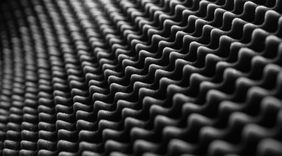 أنواع العزل الصوتي الحديثة 2026 - حلول متخصصة للمدينة المنورة